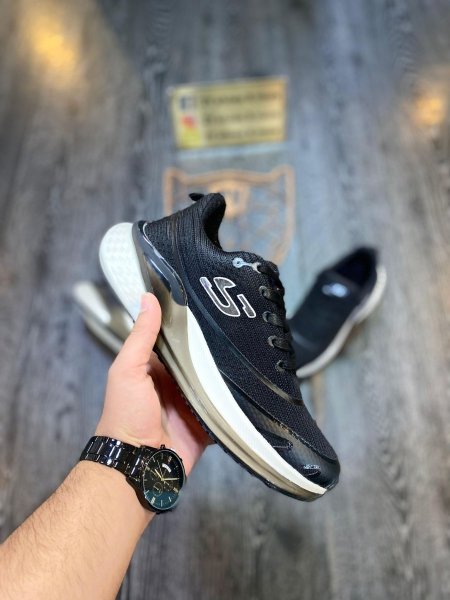 بوت Skechers